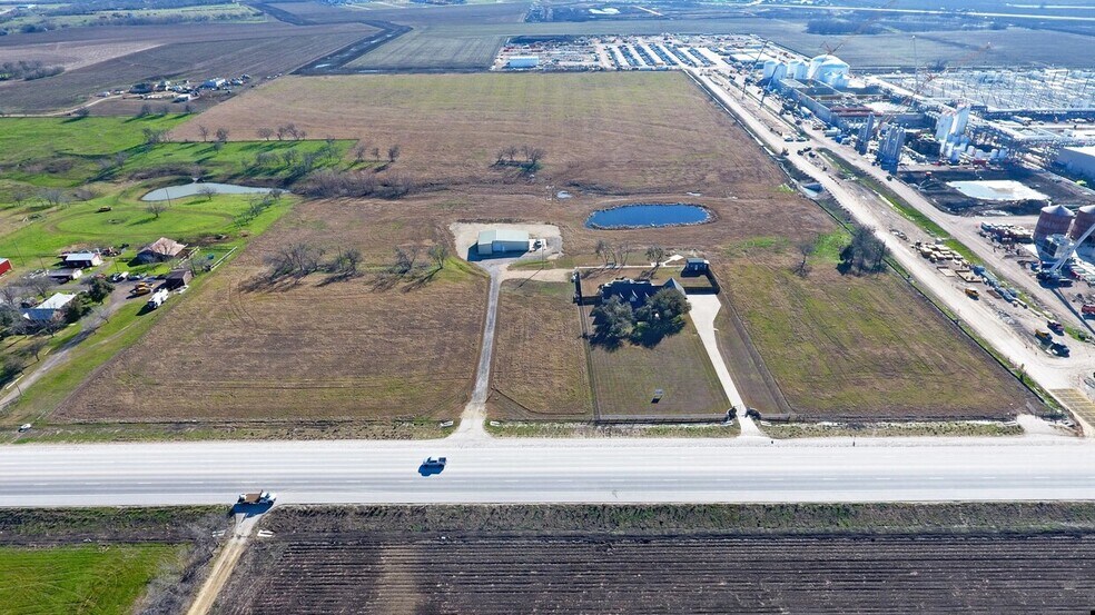 More Photos Of 633 County Road 401, Taylor Land For Sale