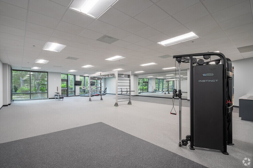 More Photos Of 1300 Parkwood Cir SE, Atlanta Office For Lease
