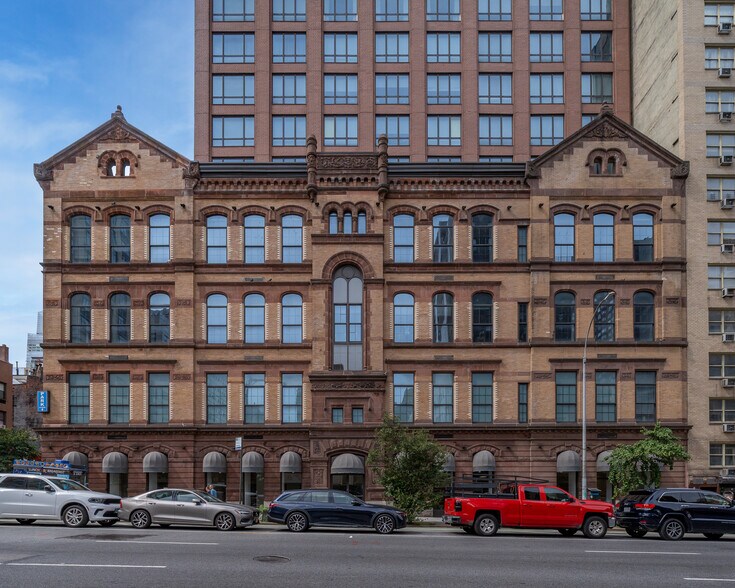 More Photos Of 351 E 51st St, New York Apartments For Lease