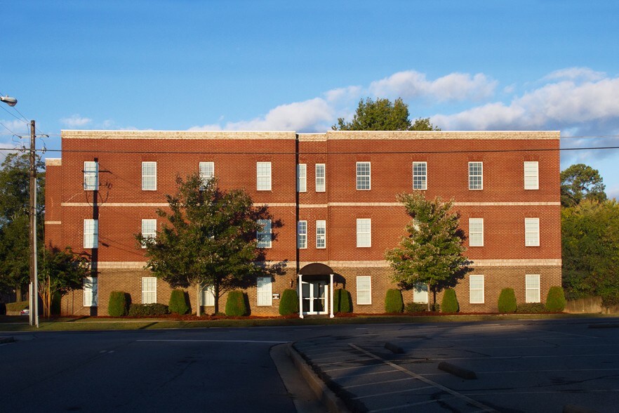 Primary Photo Of 33 S Clayton St, Lawrenceville Office For Lease