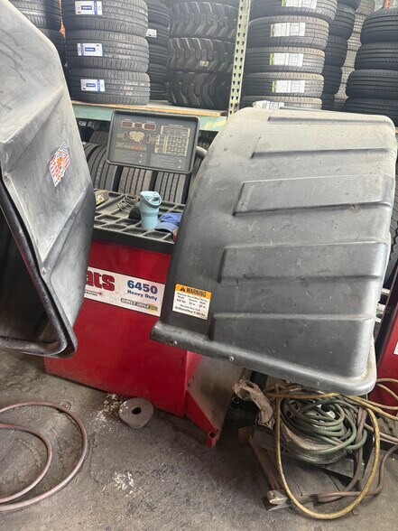 More Photos Of 5201 NW 36th Ave, Miami Light Manufacturing For Sale