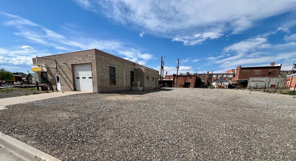 More Photos Of 524 Warren St, Thermopolis Freestanding For Sale