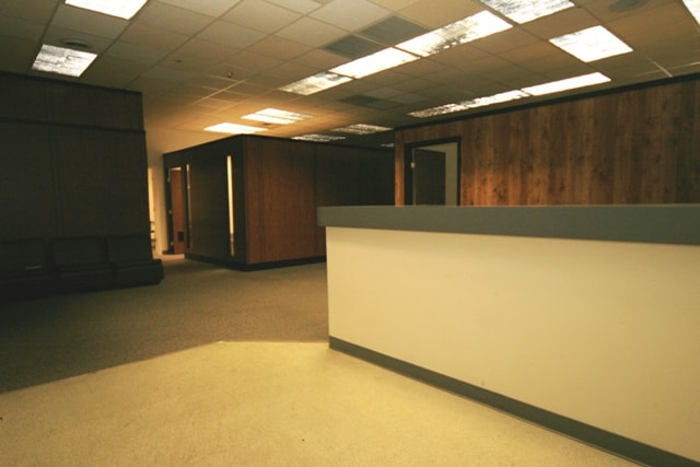 More Photos Of 888 Norfolk Sq, Norfolk Light Manufacturing For Lease