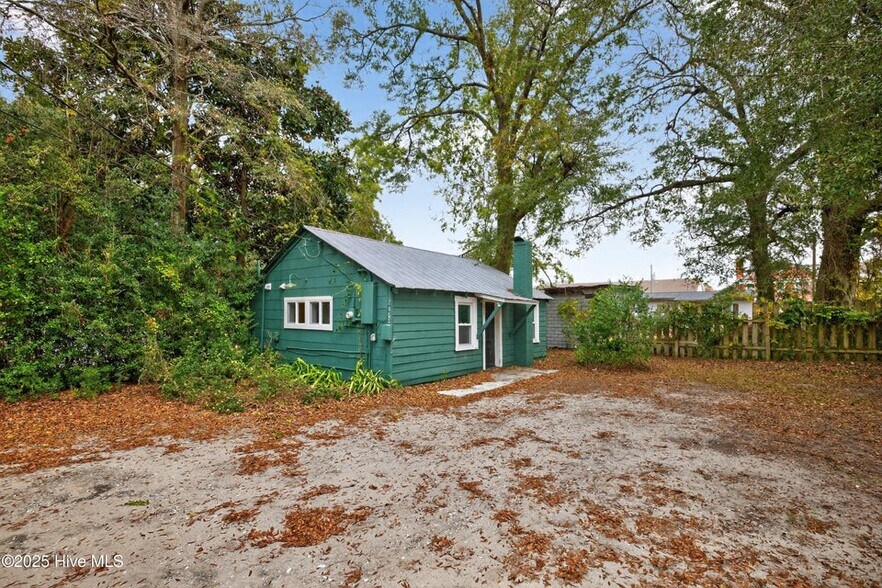 More Photos Of , Wilmington Unknown For Sale