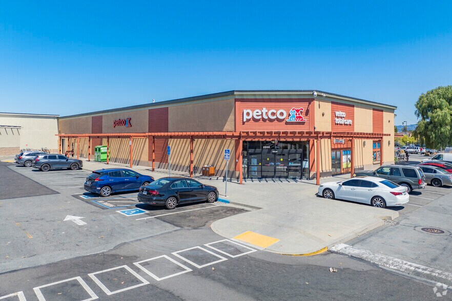 More Photos Of 523-2367 S Shore Ctr W, Alameda Unknown For Lease