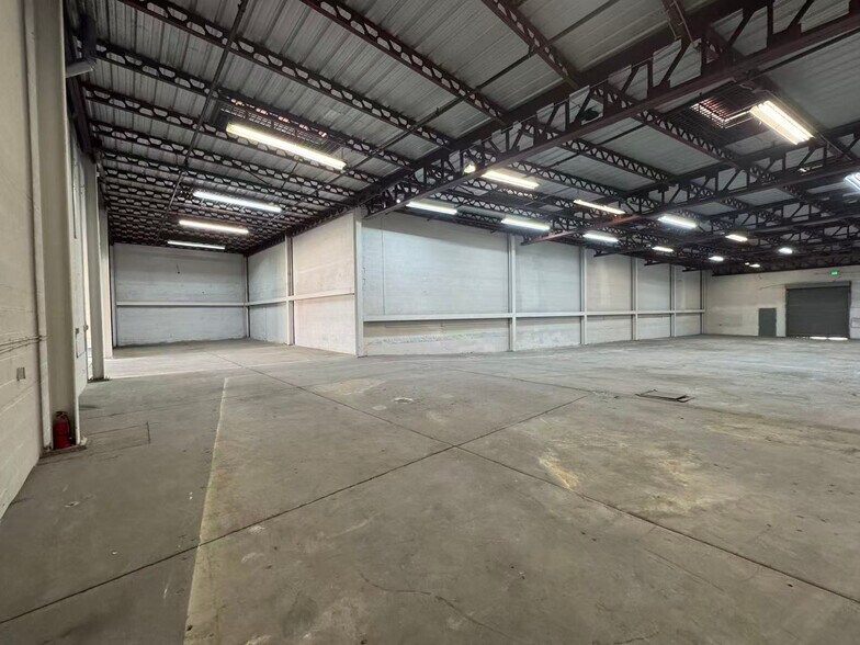 More Photos Of 2735 Tyler Ave, El Monte Warehouse For Lease