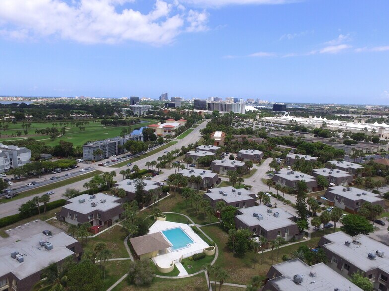 More Photos Of 1801 N Congress Ave, West Palm Beach Apartments For Sale
