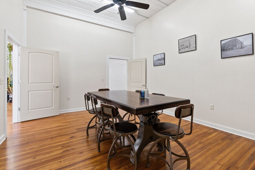 More Photos Of 489 Main St, Canton Office For Lease