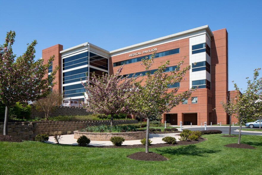 More Photos Of 10710 Charter Dr, Columbia Medical For Lease