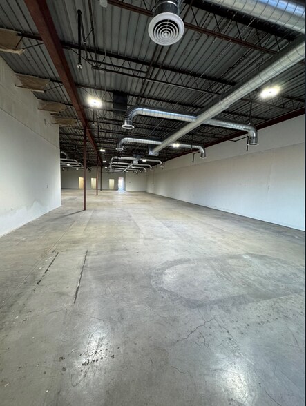 More Photos Of 9505 Viscount Blvd, El Paso Unknown For Lease