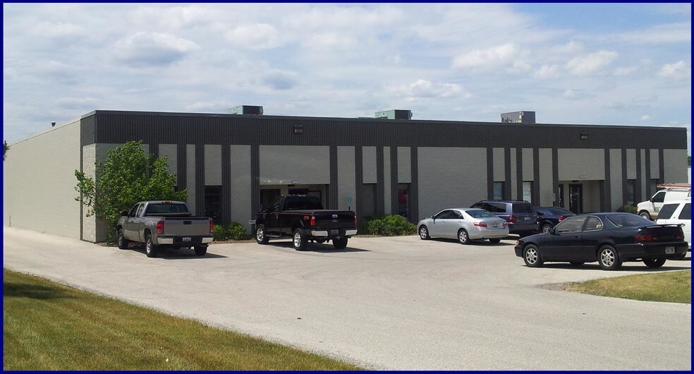 More Photos Of W226N781 Eastmound Dr, Waukesha Light Manufacturing For Lease