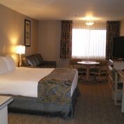 More Photos Of 1401 Shilo Dr, Nampa Hotel For Sale