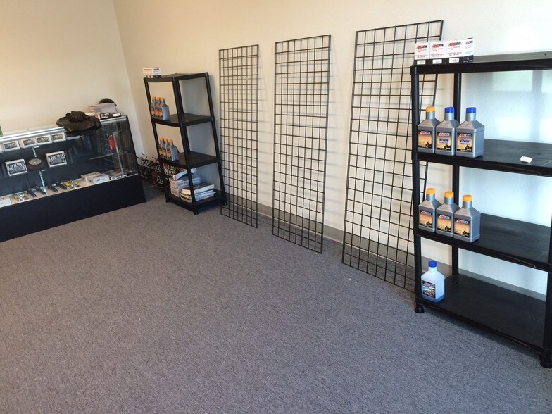 More Photos Of 3046-3102 Rolison Rd, Redwood City Warehouse For Lease