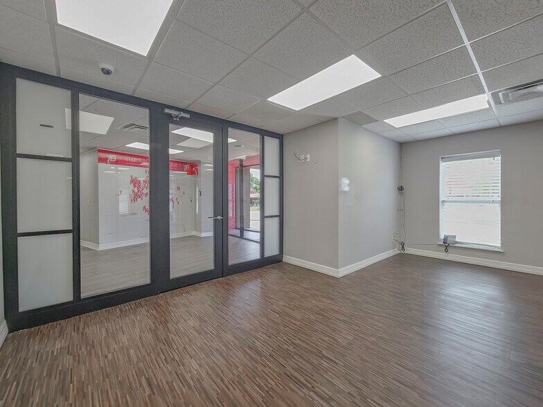 More Photos Of 6001 Nw Expressway, Oklahoma City Office For Sale