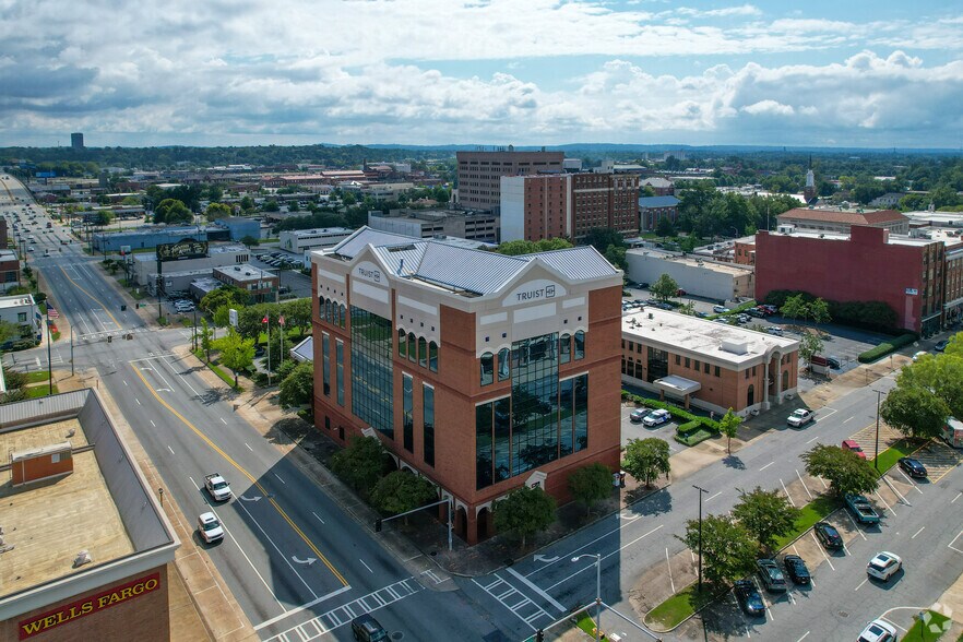 More Photos Of 1246 1st Ave, Columbus Office For Lease