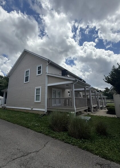 More Photos Of 102 Weist Pl, Louisville Apartments For Sale