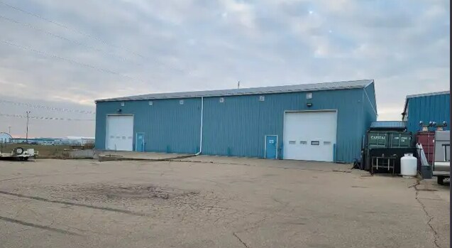 More Photos Of 1801 8th St, Nisku Manufacturing For Lease