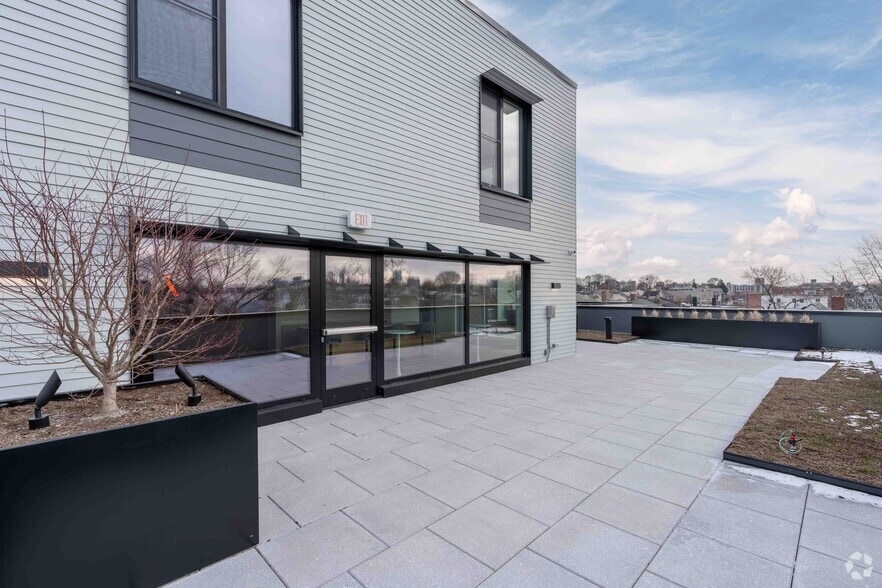 More Photos Of 154 Broadway, Somerville Apartments For Lease