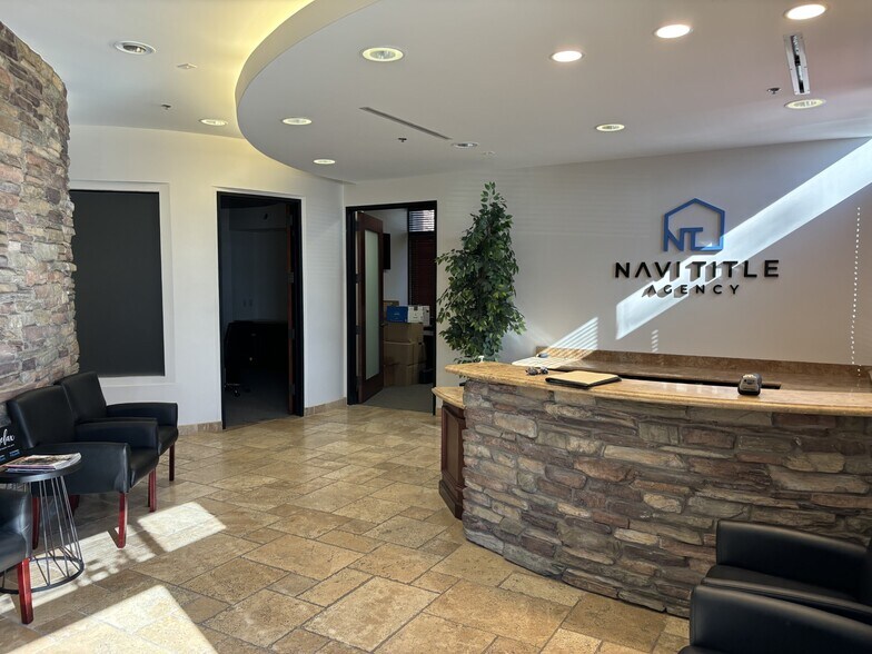 More Photos Of 20325 N 51st Ave, Glendale Office For Sale
