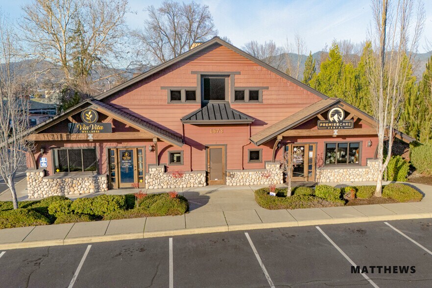 More Photos Of 1873 Williams Hwy, Grants Pass Medical For Sale
