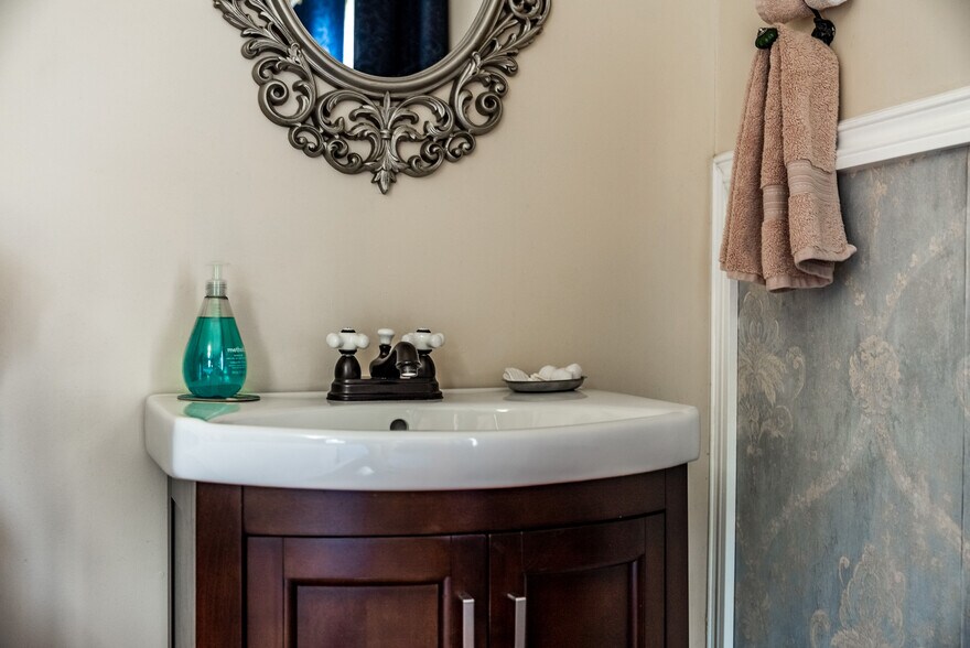 More Photos Of 236 SE Stephens St, Roseburg Hospitality For Sale