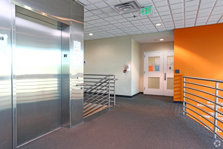 More Photos Of 5104 N Blythe Ave, Fresno Office For Sale