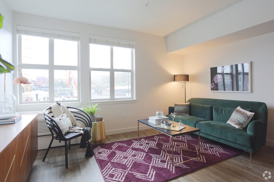 More Photos Of 1650 NW 23rd Ave, Portland Apartments For Lease