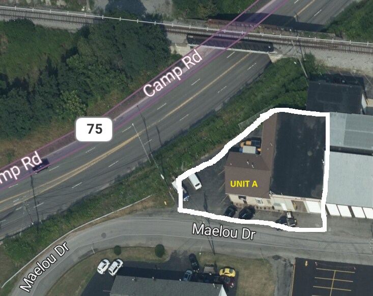 More Photos Of 5700 Maelou Dr, Hamburg Warehouse For Lease