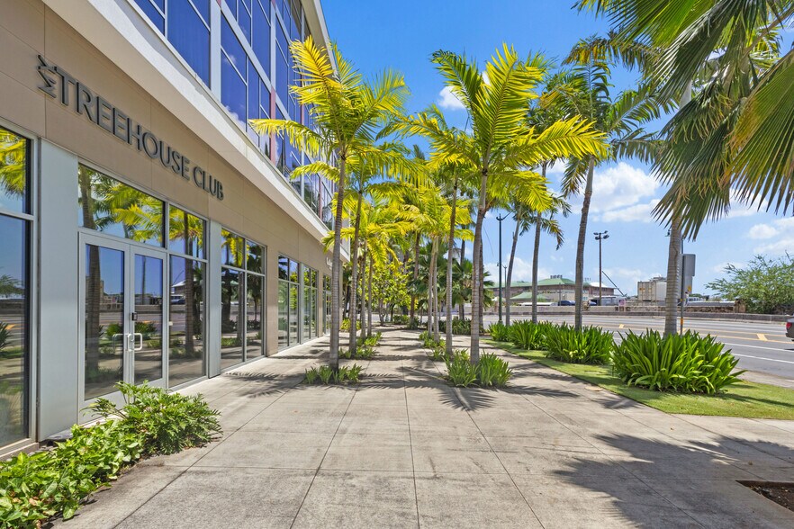 More Photos Of , Honolulu Multifamily For Sale