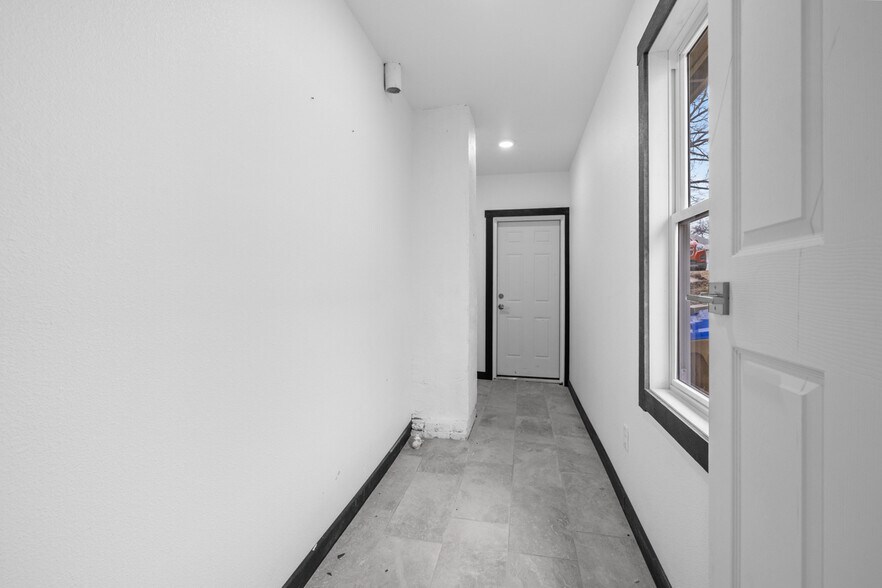 More Photos Of 1113 10th St NW, Minot Multifamily For Sale