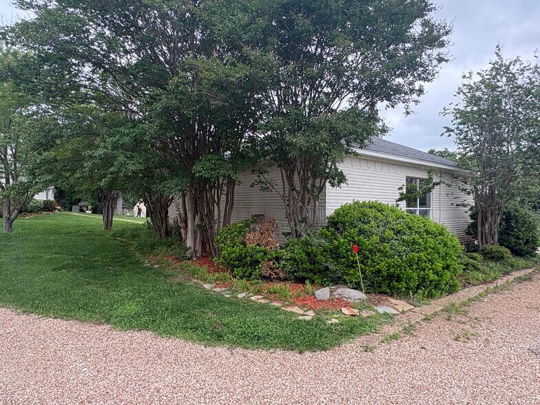 More Photos Of 6529 Asher Rd, Alvarado Specialty For Sale