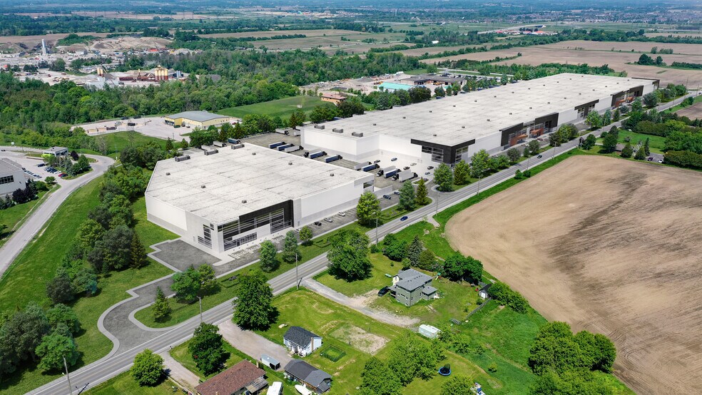 More Photos Of 4670 Garrard Rd, Whitby Distribution For Lease