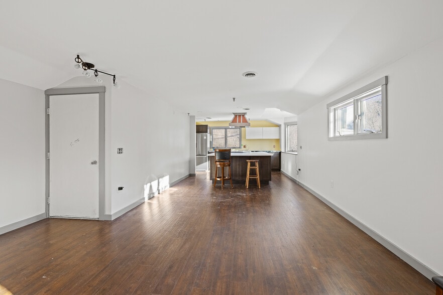 More Photos Of 1844 Depot St, Manchester Center Restaurant For Sale