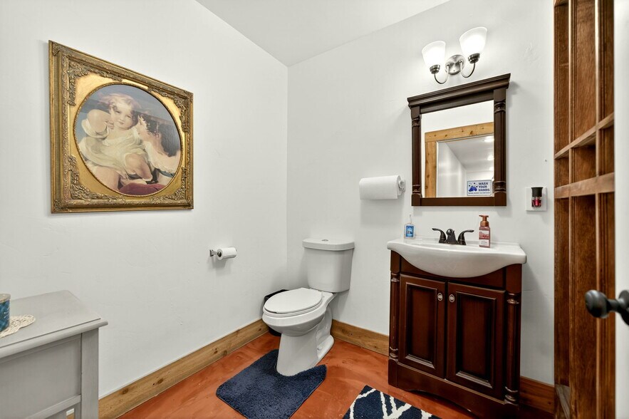More Photos Of 4626 County Road 2200, Greenville Flex For Sale