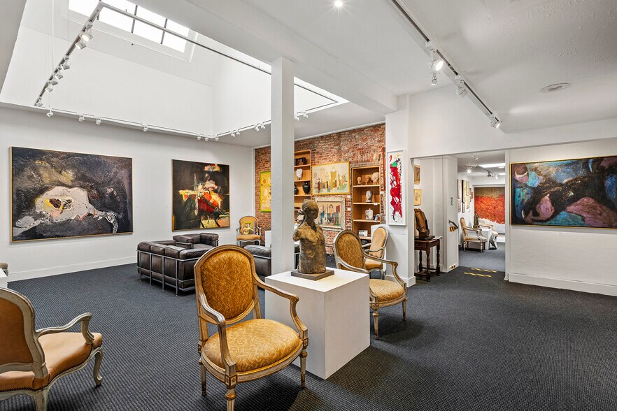 More Photos Of 712-714 Montgomery St, San Francisco Storefront Retail Office For Sale