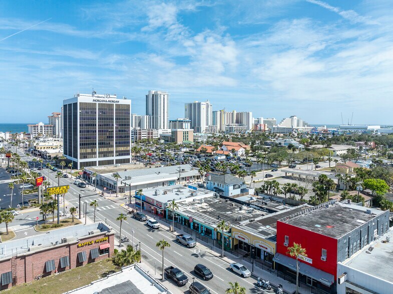 More Photos Of 312-318 Seabreeze Blvd, Daytona Beach Storefront For Sale