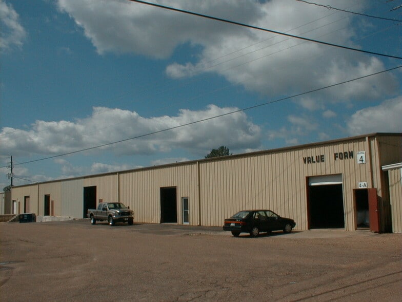 More Photos Of 5000 Highway 80 E, Pearl Warehouse For Lease