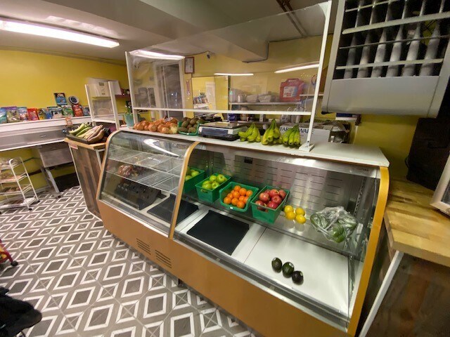 More Photos Of 122 N Main St, Norwich Storefront Retail Residential For Lease