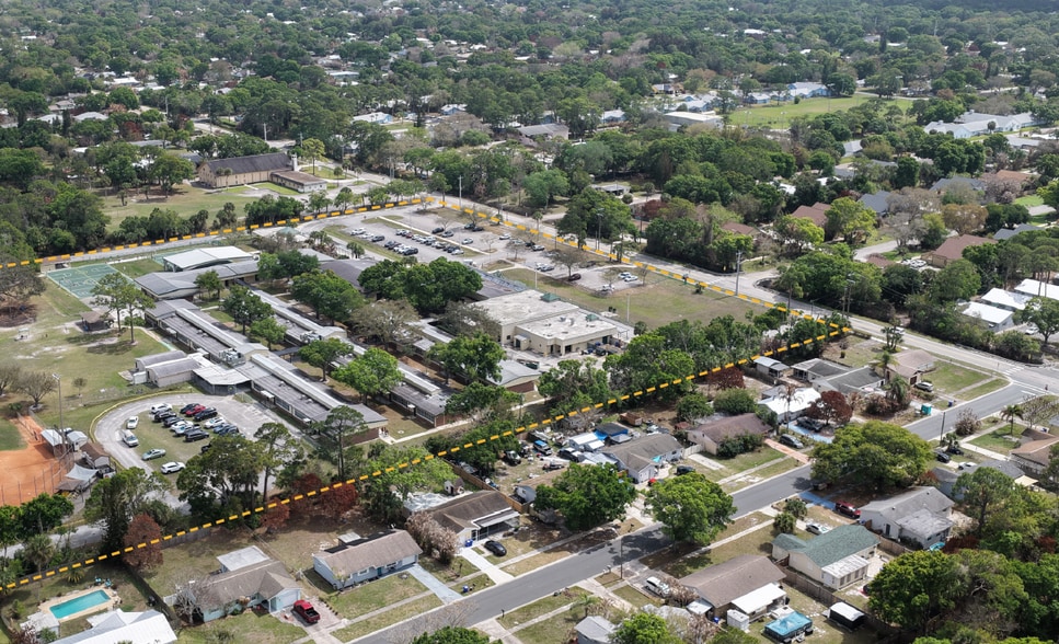 More Photos Of 3850 16th St, Vero Beach Schools For Sale