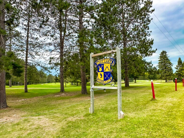 More Photos Of 210 2nd St, Lincoln Flex For Sale