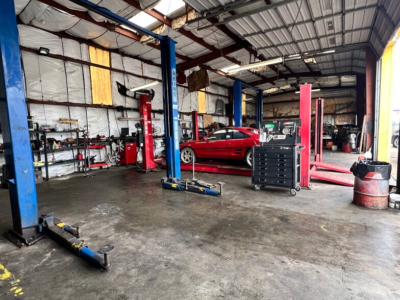 More Photos Of 1503 W Main St, La Porte Auto Repair For Sale