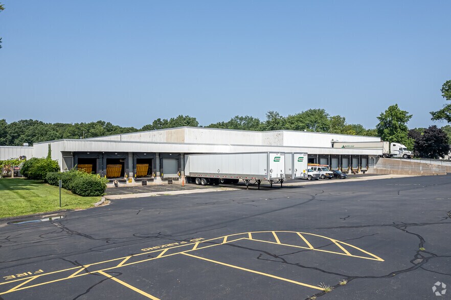 More Photos Of 53 Manning Rd, Enfield Warehouse For Lease