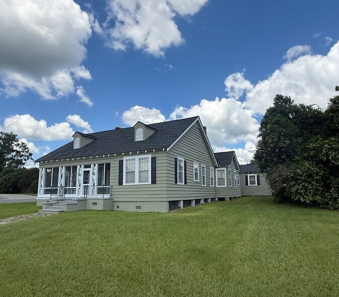 Primary Photo Of 718 Madison Ave N, Douglas Office Residential For Sale