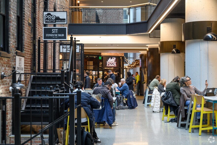 More Photos Of 2000 Pennsylvania Ave NW, Washington Office For Lease