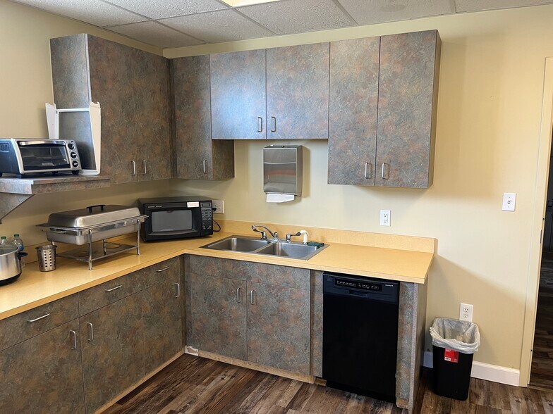 More Photos Of 4720 Tejon St, Denver Office For Sale