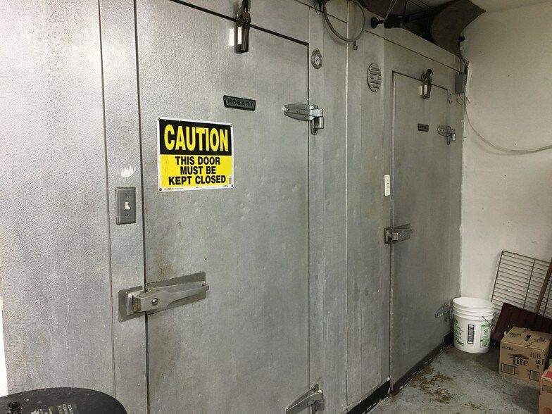 More Photos Of 89 E Grand Ave, Fox Lake Restaurant For Sale