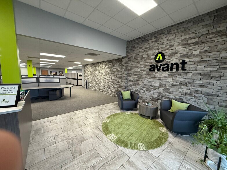 More Photos Of 255 NW Blue Pky, Lee's Summit Office For Lease