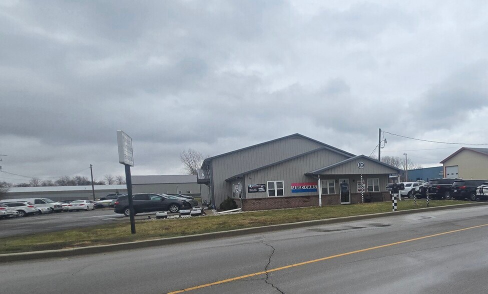 Primary Photo Of 421 Ransdell Rd, Lebanon Auto Dealership For Sale