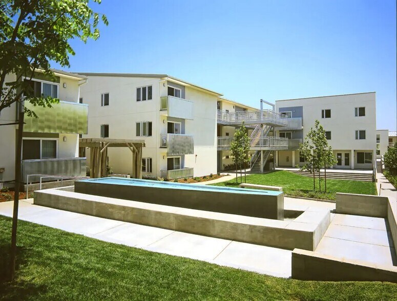 More Photos Of 12360 Osborne St, Pacoima Apartments For Sale