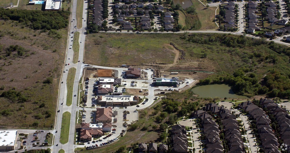 More Photos Of 9445 N Beach St, Keller Medical For Sale